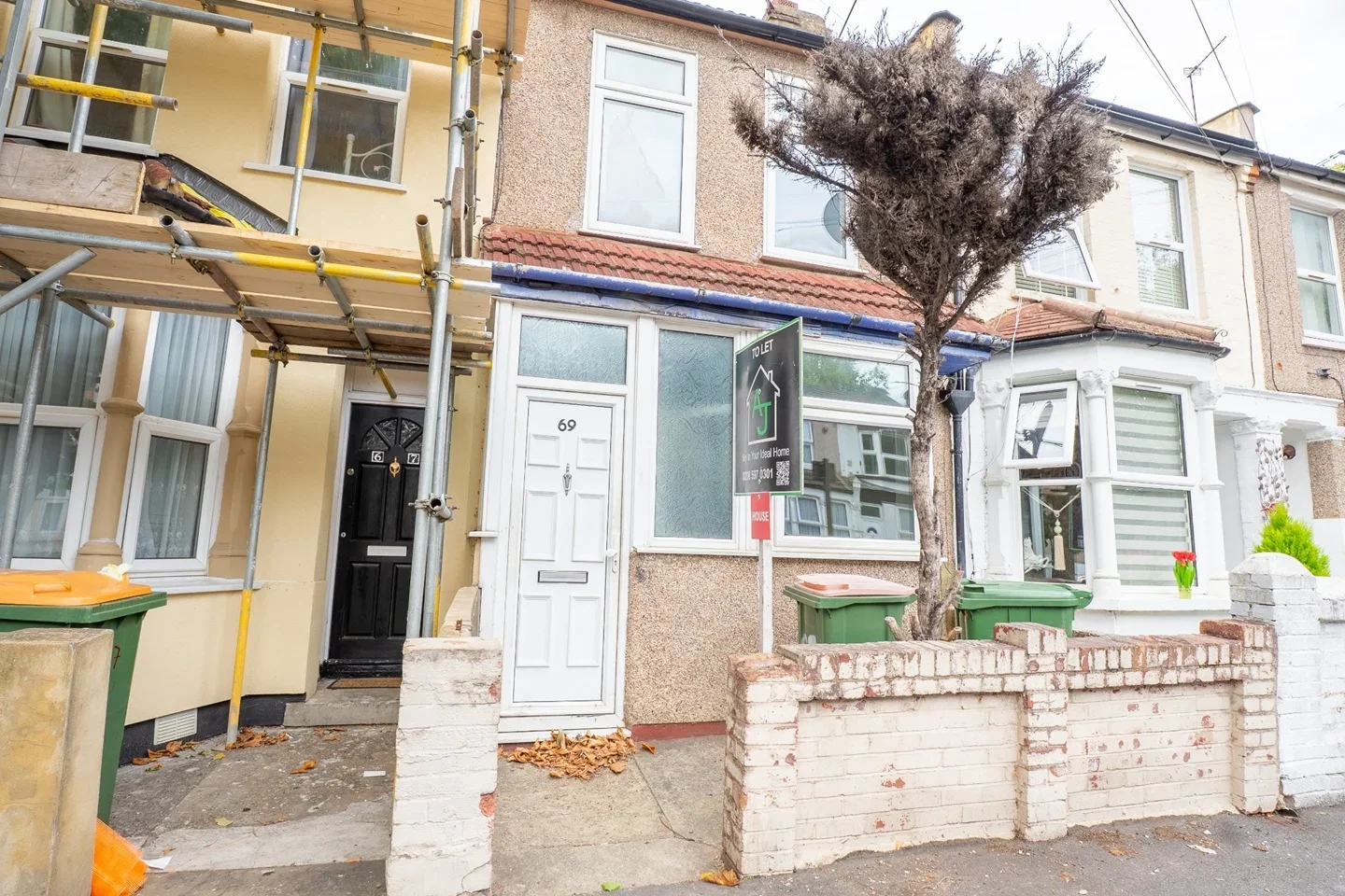 House Dore Avenue in Greater London