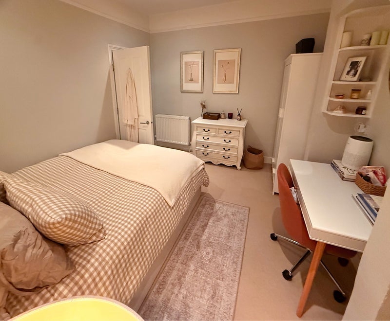 Room Stormont Road in Greater London