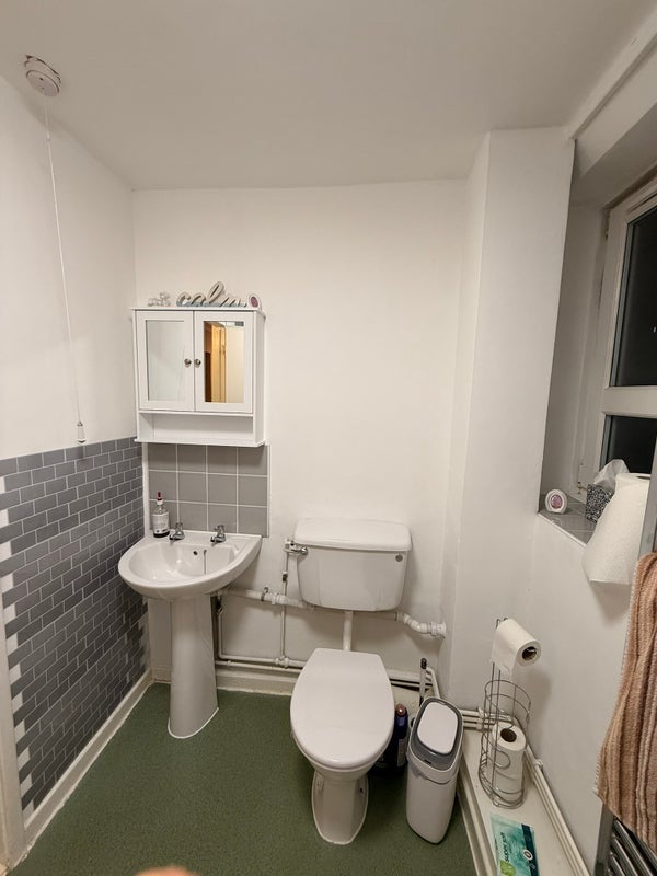 Room Vauxhall Walk in Greater London