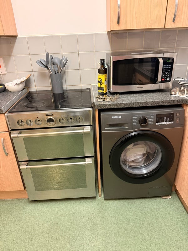 Room Vauxhall Walk in Greater London