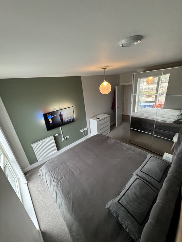 Room Anderson Square in Greater London