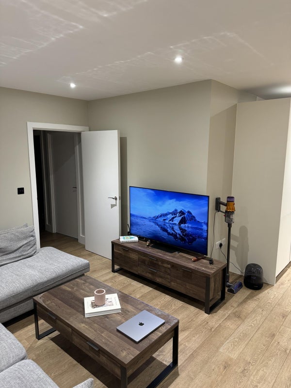 Room Anderson Square in Greater London