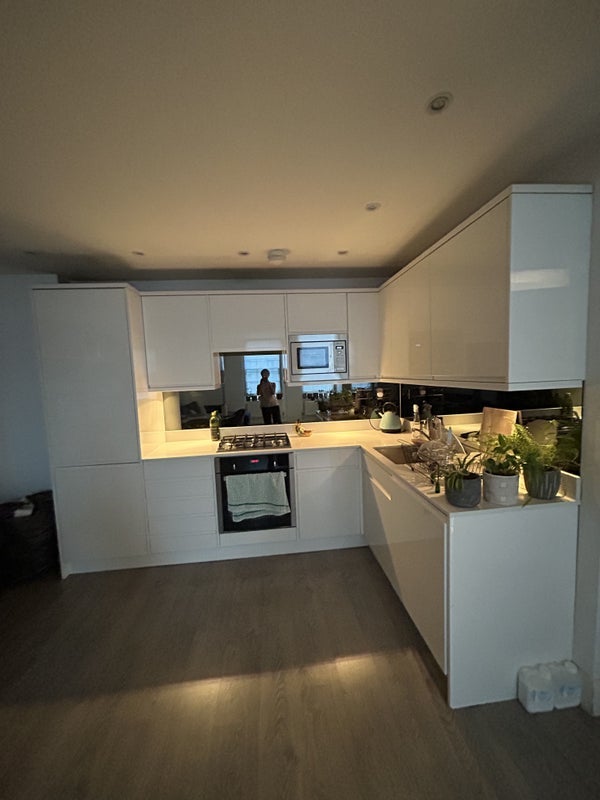 Room Fulham High Street in Greater London