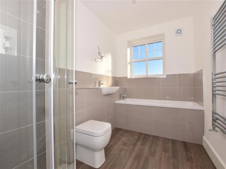 Flat Granary Close in Gillingham