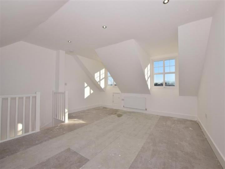 Flat Granary Close in Gillingham