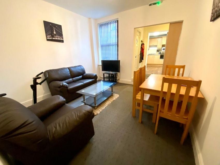 Room Neill Road in Sheffield