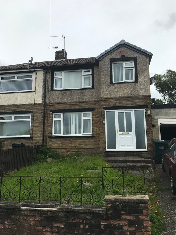 House Grove Close in Bradford