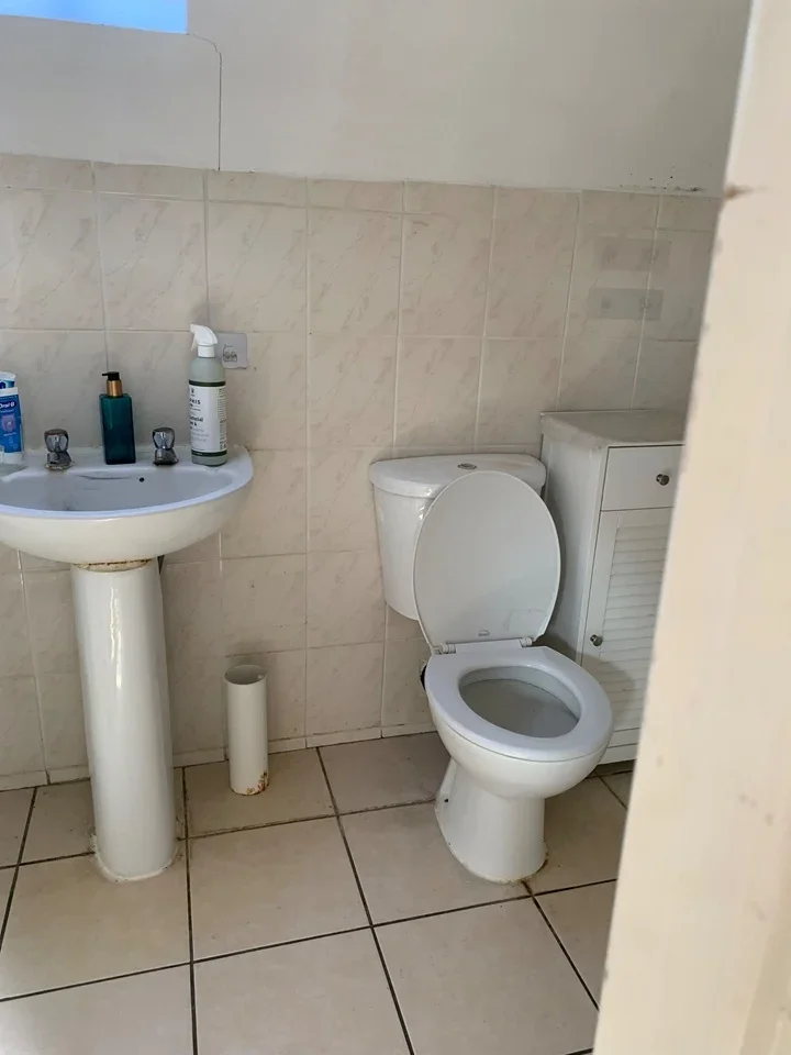 Room Rayners Lane in Greater London