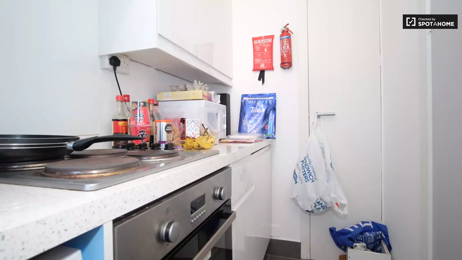 Flat Churchill Gardens Road in City of Westminster