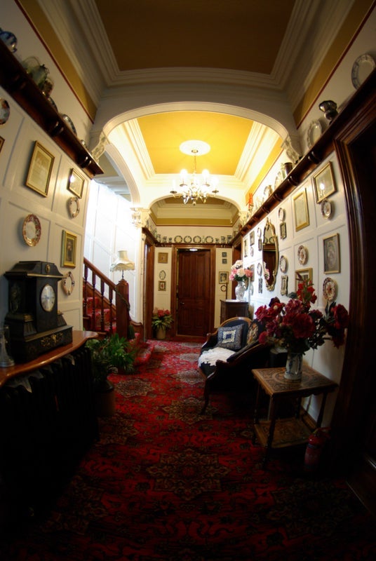 Room High Spring Gardens Lane in Bradford