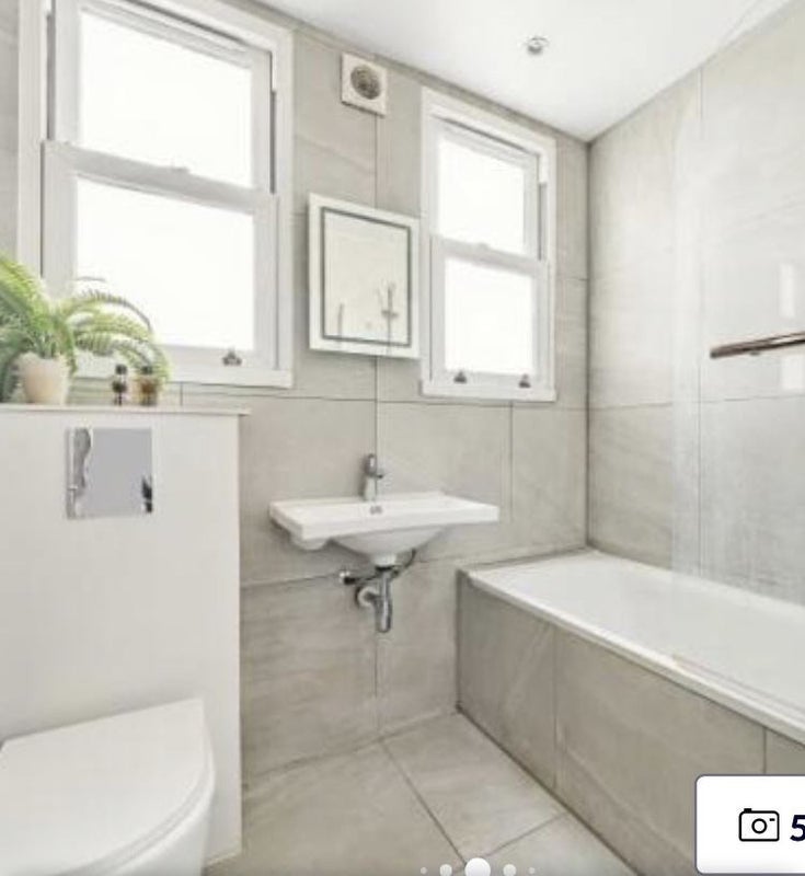 Room Brondesbury Road in Greater London