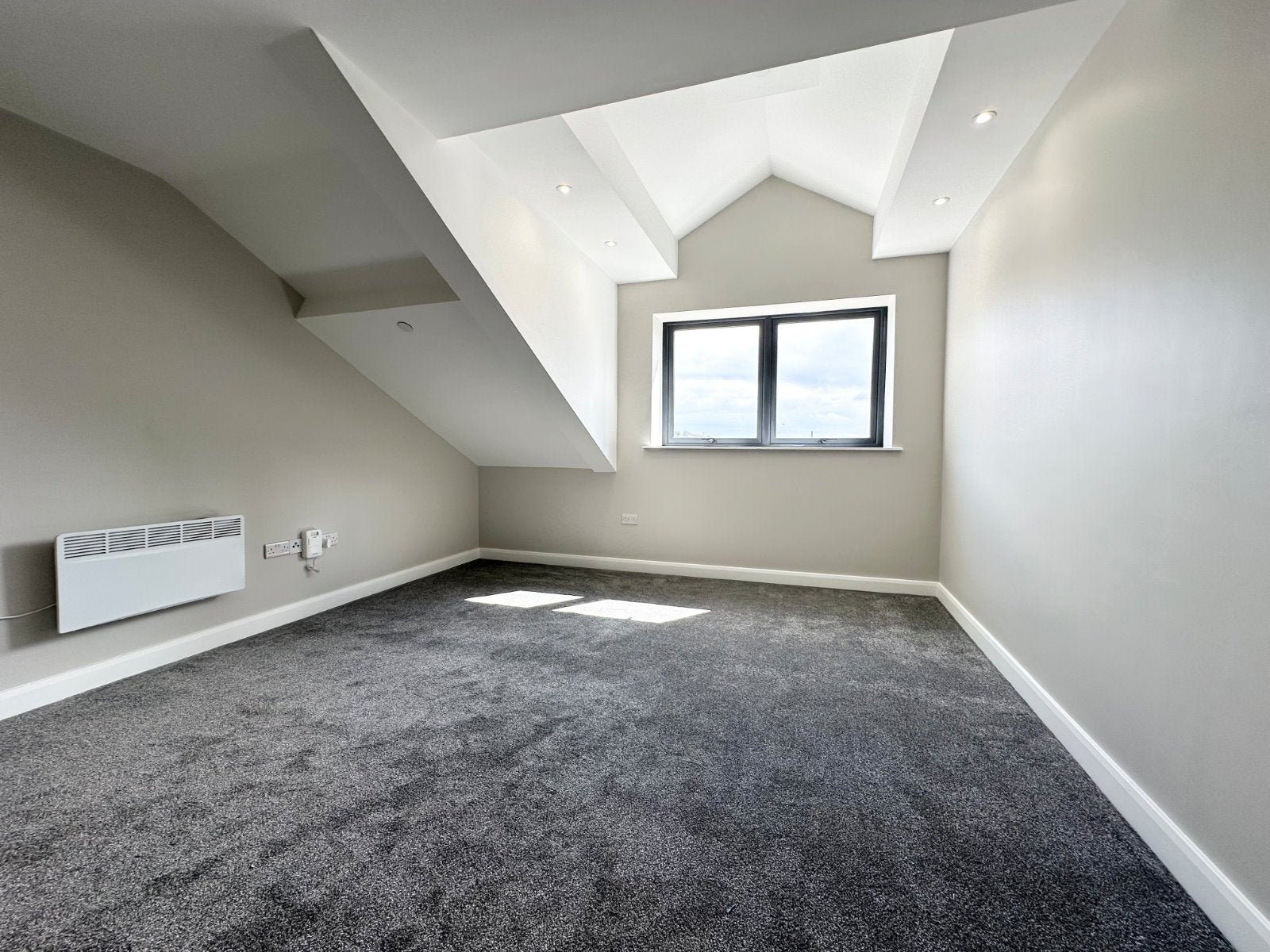 Flat Aachen Way in Calderdale