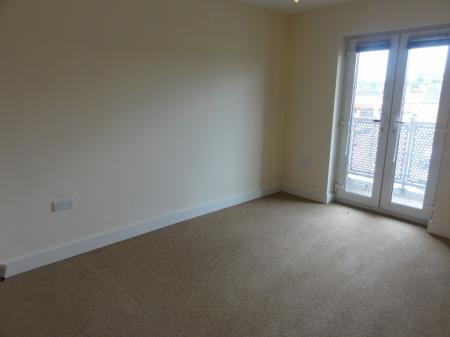 Flat Towcester Road in Far Cotton