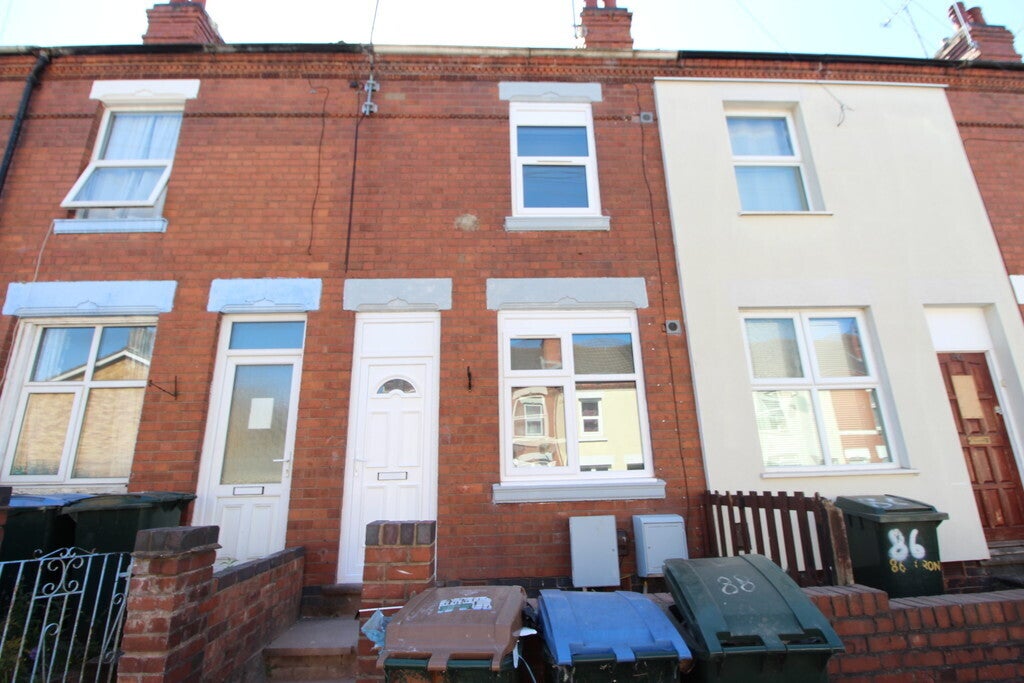 Room Coronation Road in Coventry