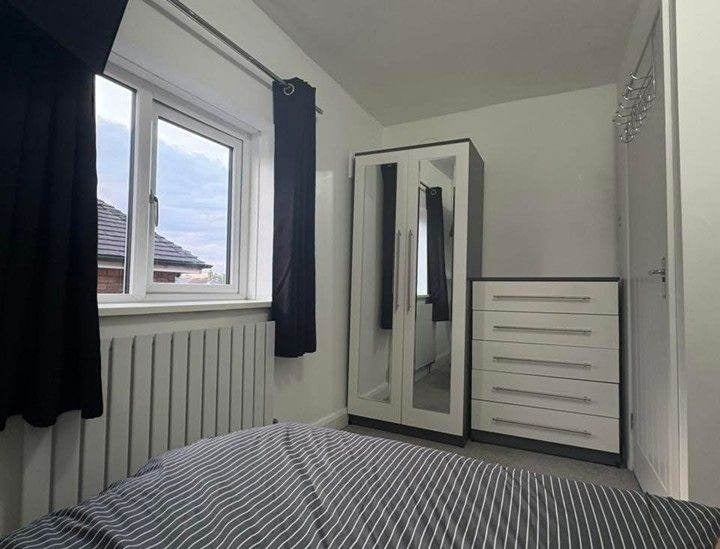 Flat Beverley Drive in Stoke-on-Trent