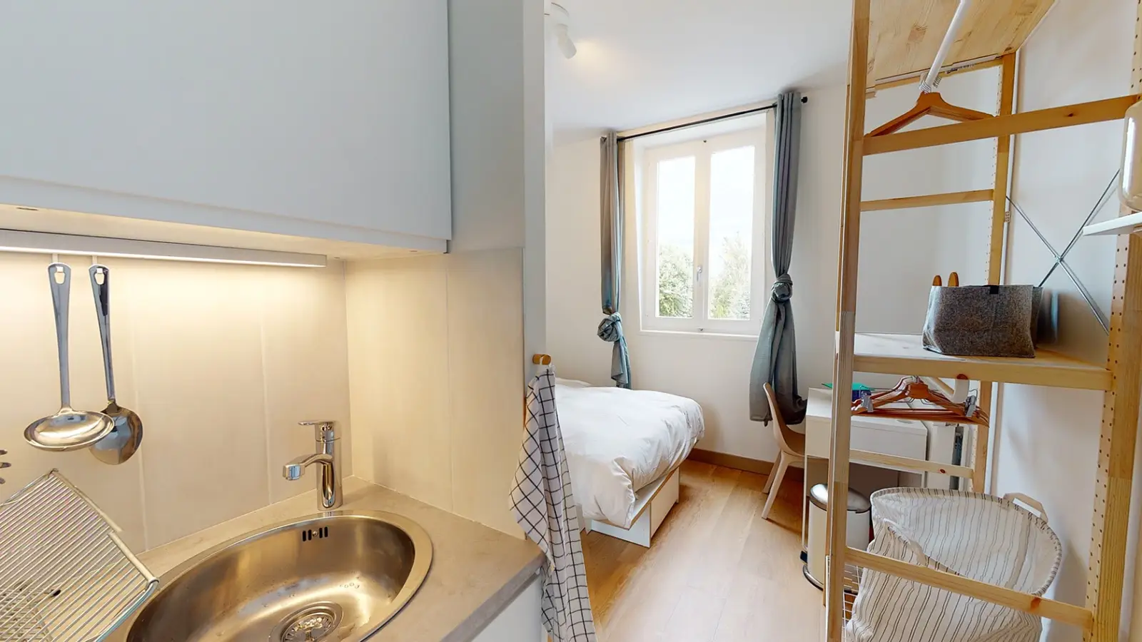 Chambre Quai de Halage à Créteil