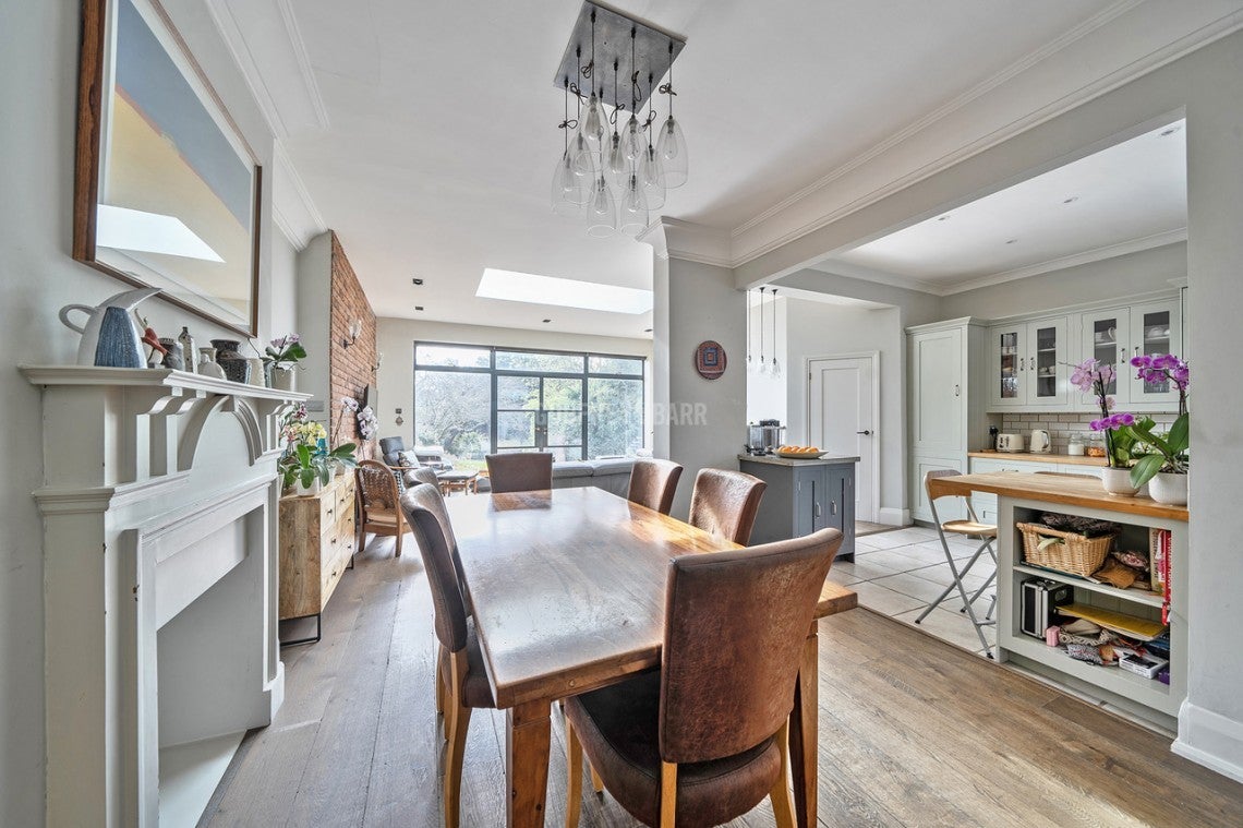 House Lyndhurst Avenue in Greater London