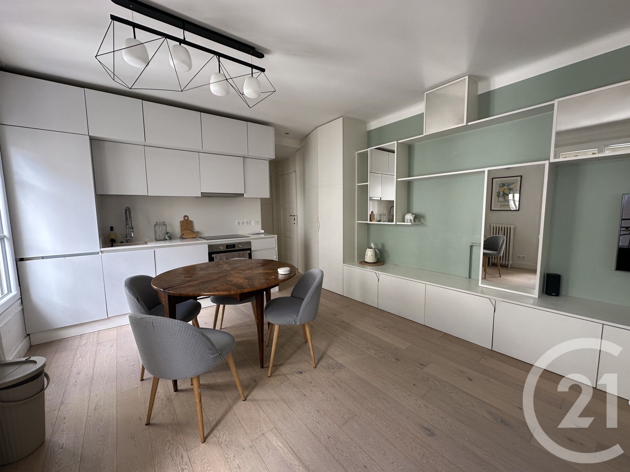 Appartement Rue Le Marois à Paris