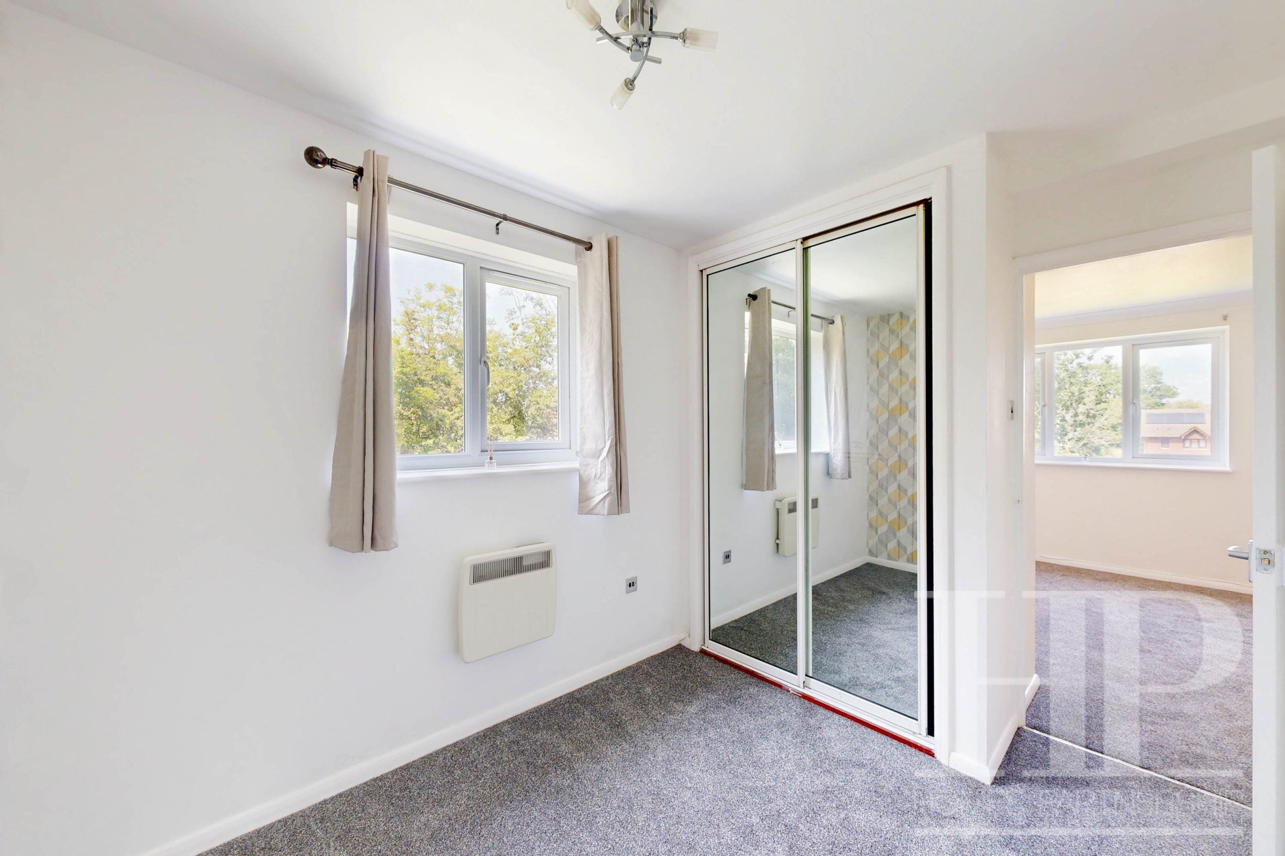 Flat Chetwood Road in Crawley