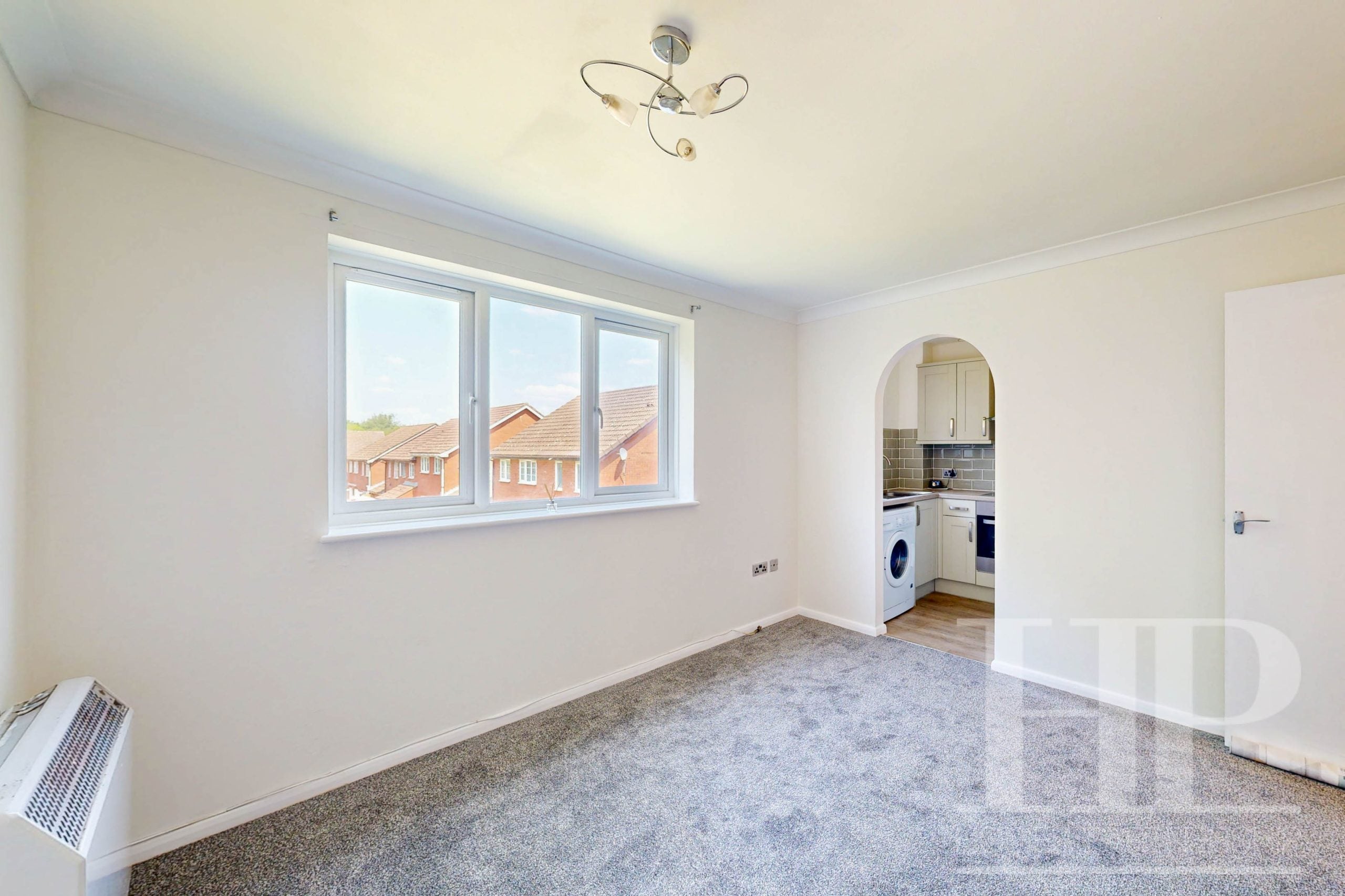 Flat Chetwood Road in Crawley