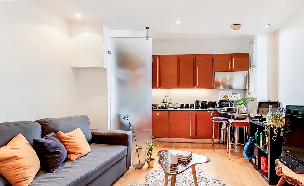 Flat Great Titchfield Street in City of Westminster