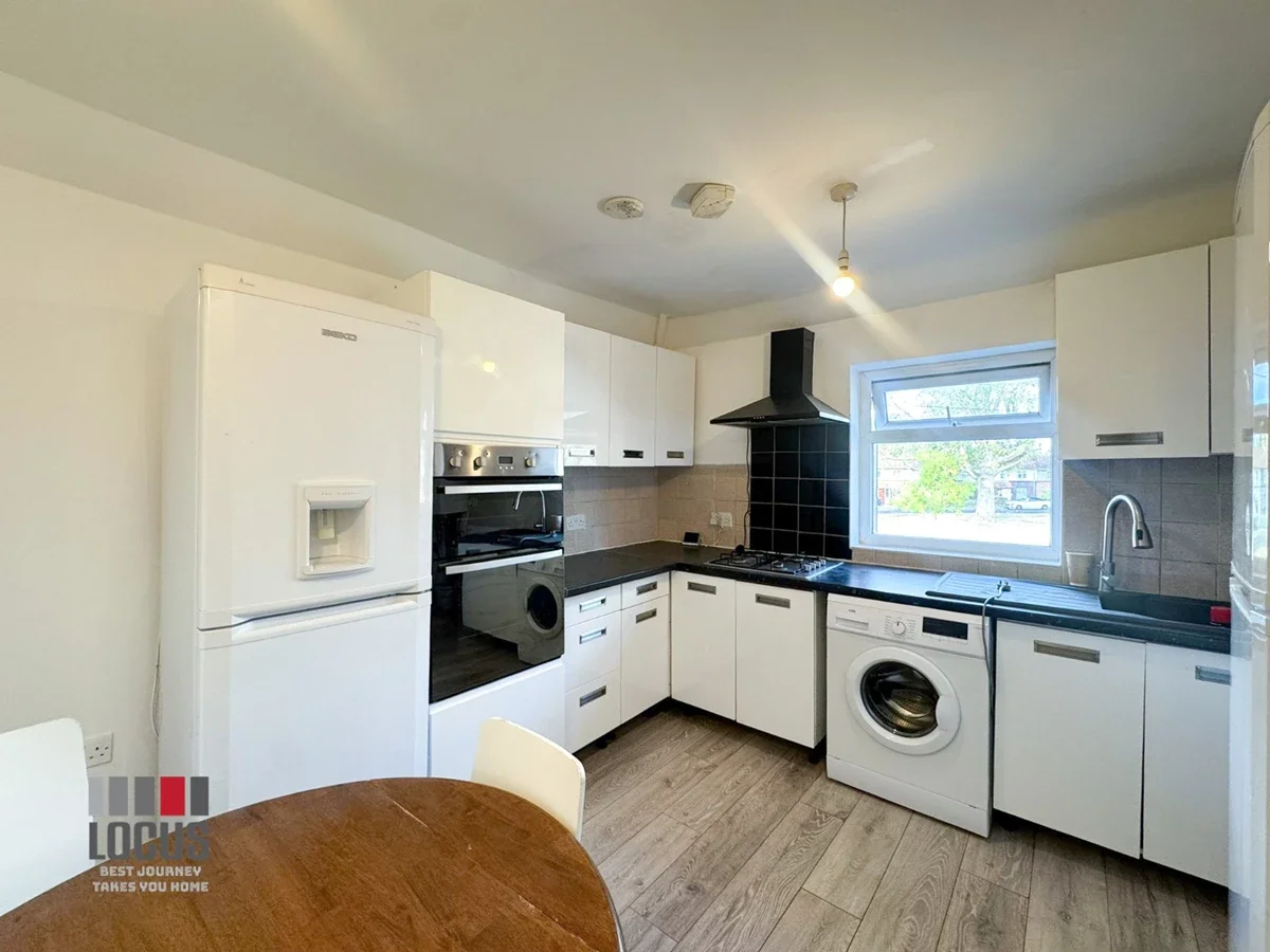Flat The Link in Greater London