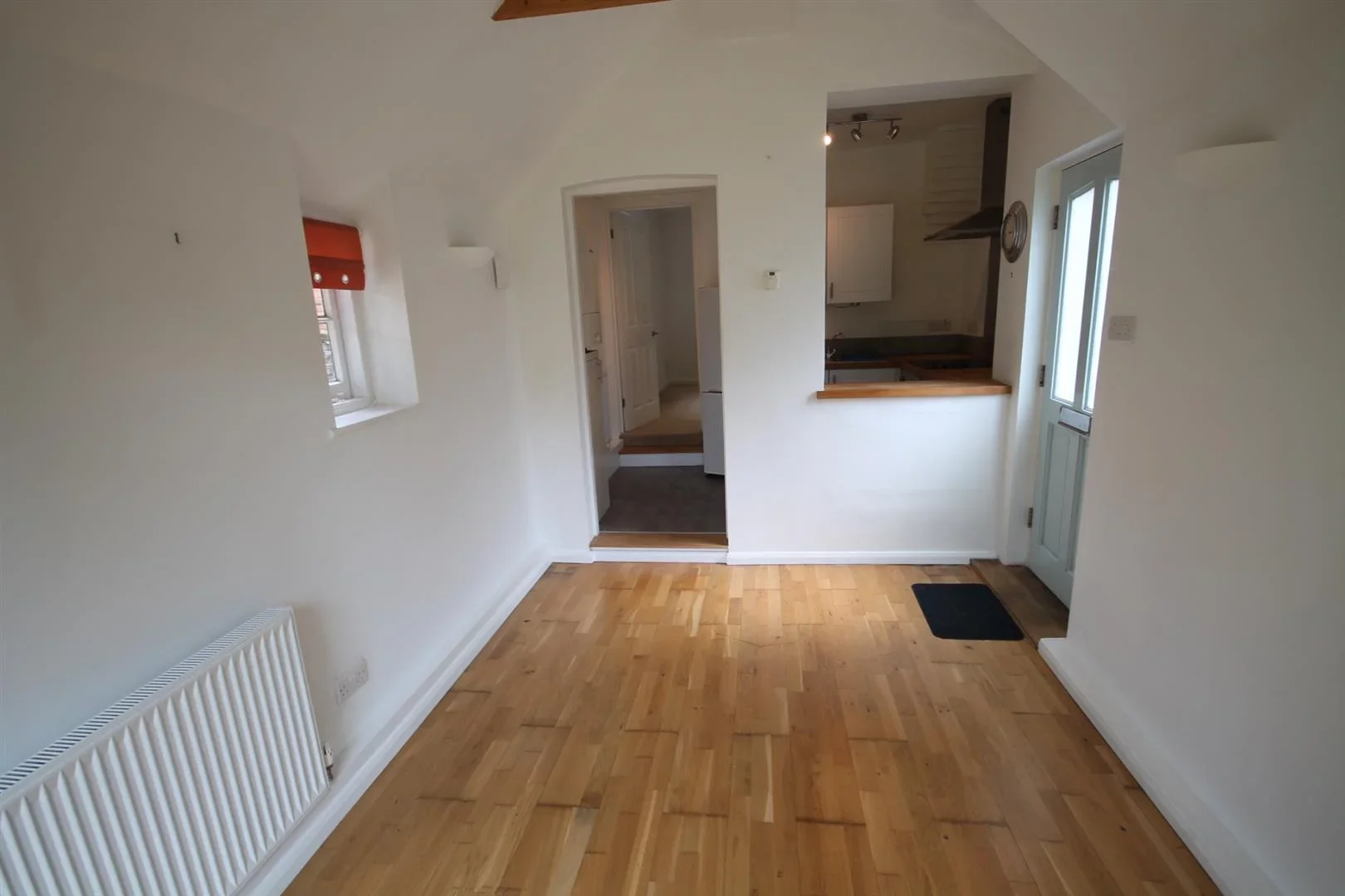 Flat Kings Road in Horsham