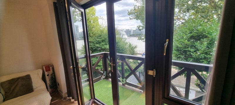 Room Pointers Close in Greater London