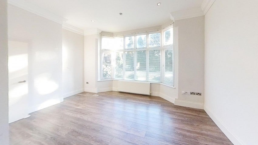 Flat Knighton Road in Leicester