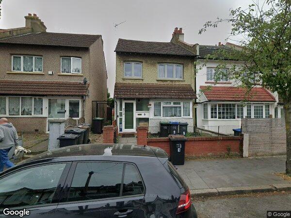 Room Blackhorse Lane in Greater London