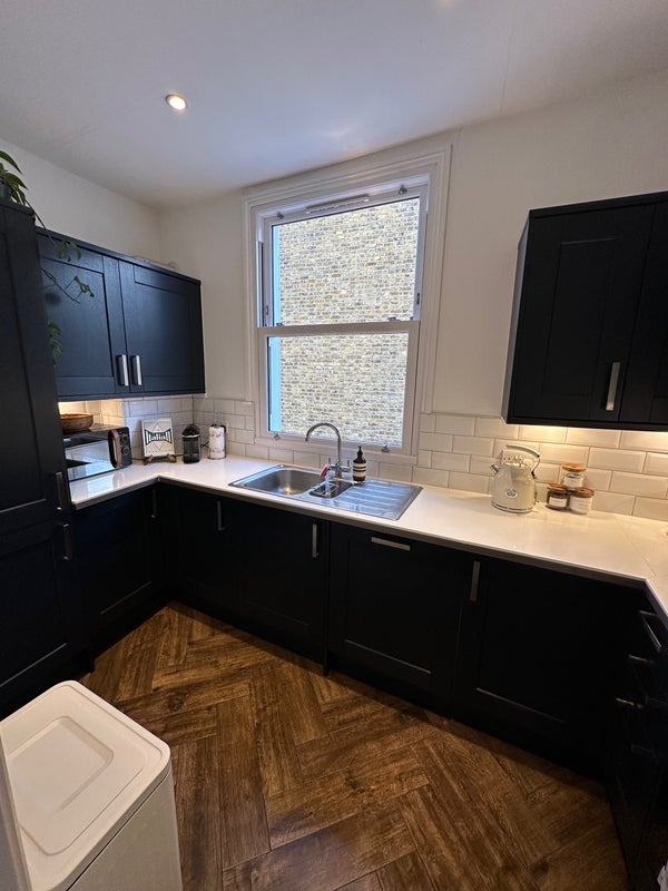 Room Blandfield Road in Greater London