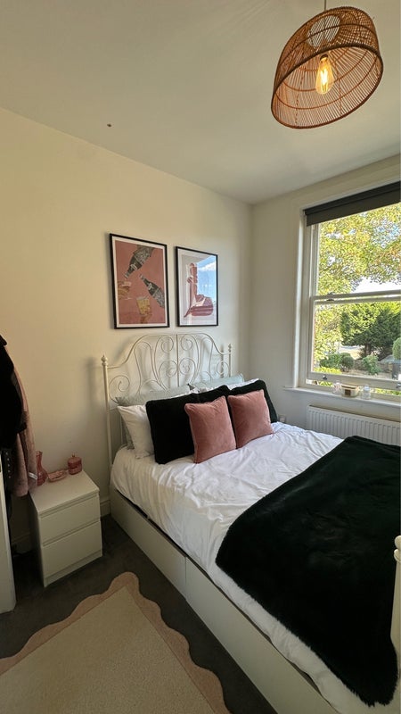 Room Blandfield Road in Greater London