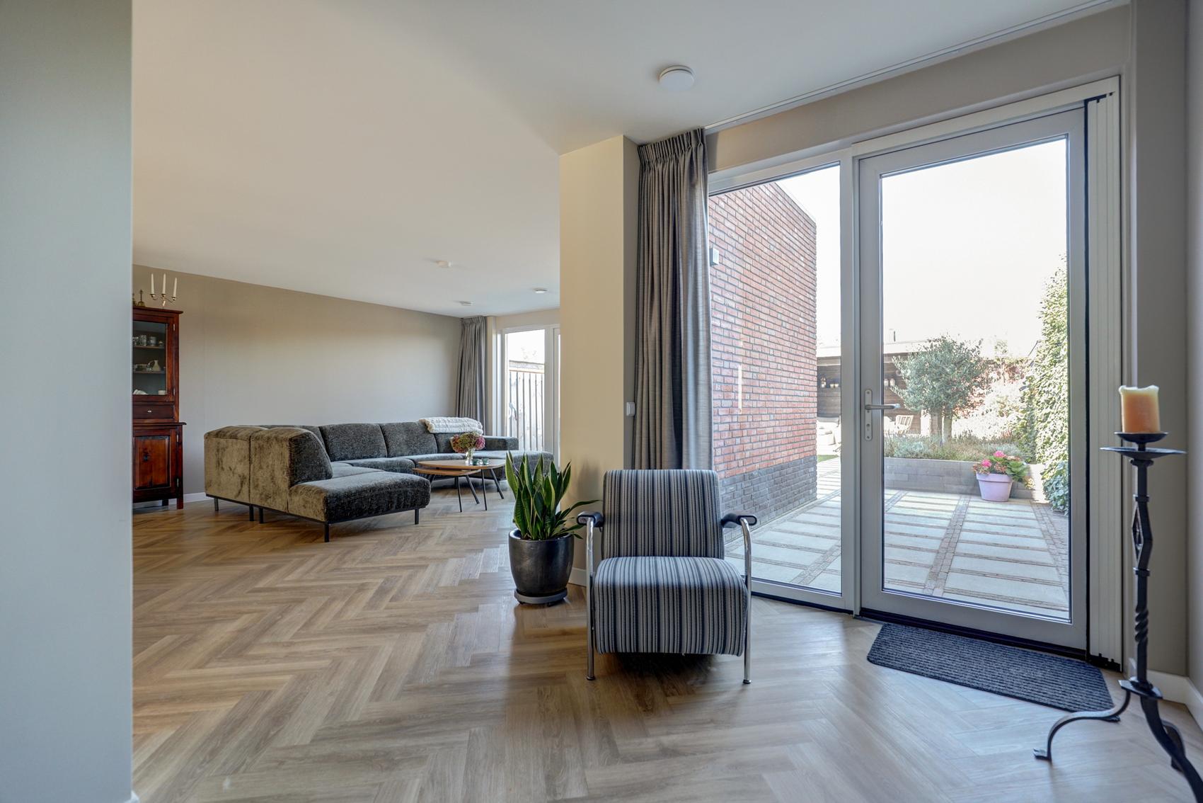 Tussenwoning te koop: Lagelaan 8, Bleiswijk