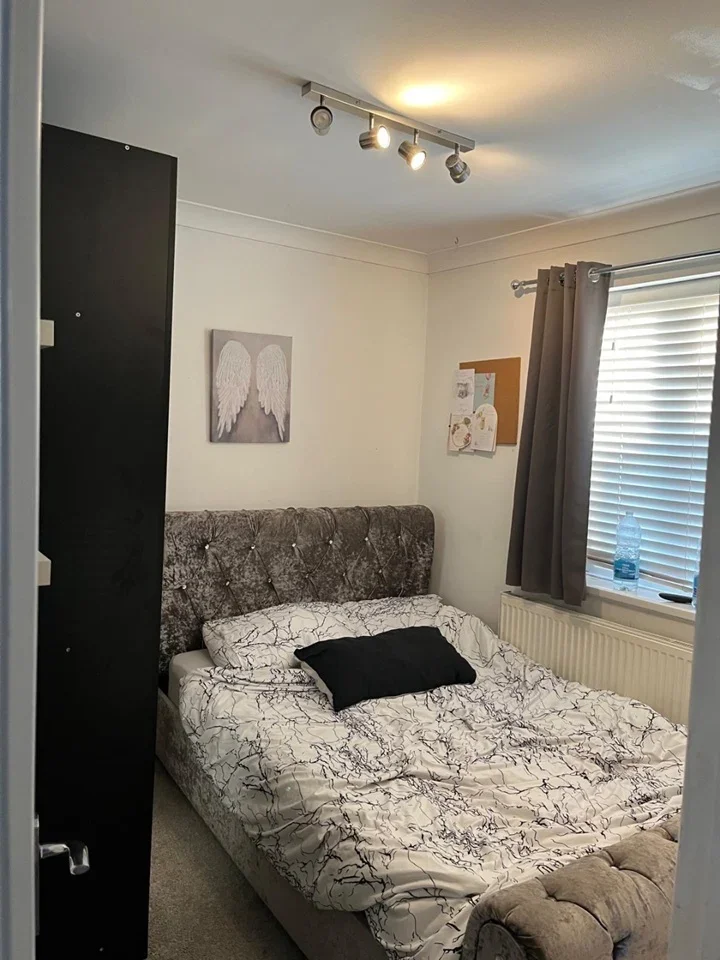 House Cranbrook Close in Gillingham