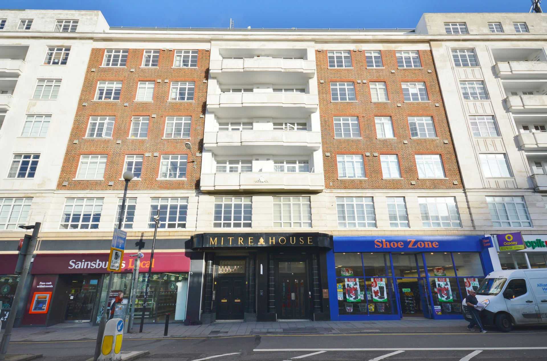 Flat Western Road in Brighton