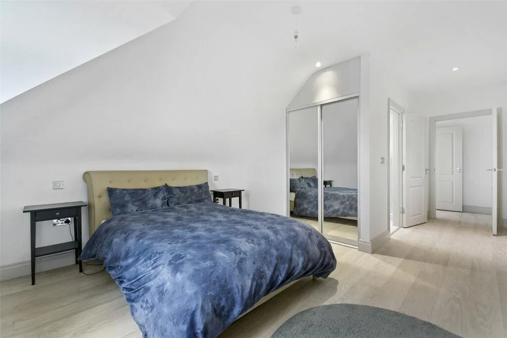Flat Rickmansworth Road in Greater London