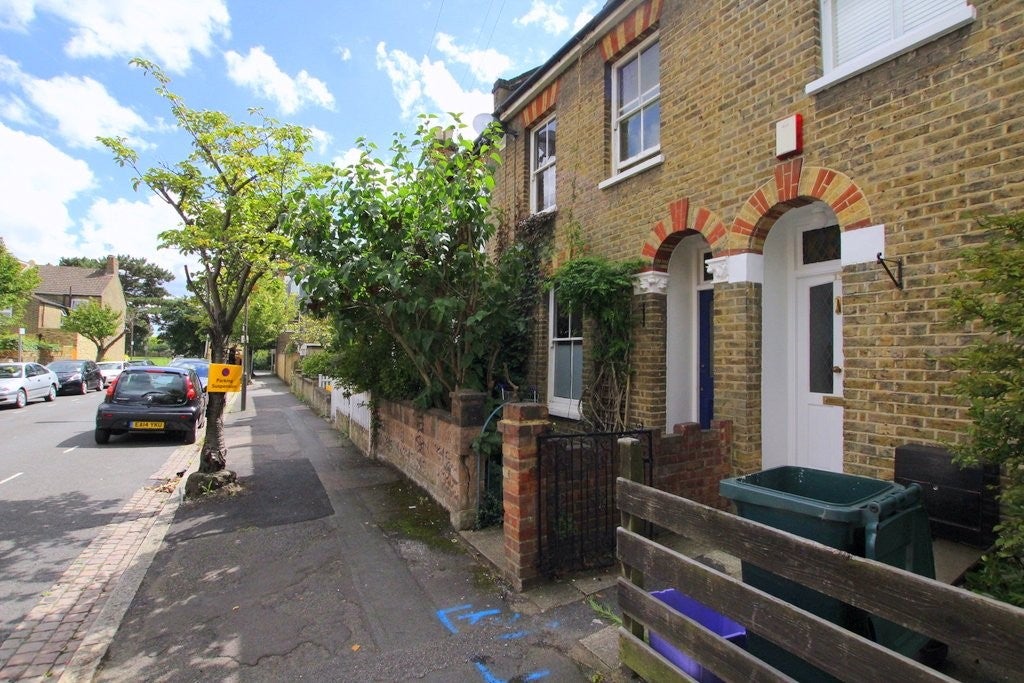 House Trevor Road in Greater London