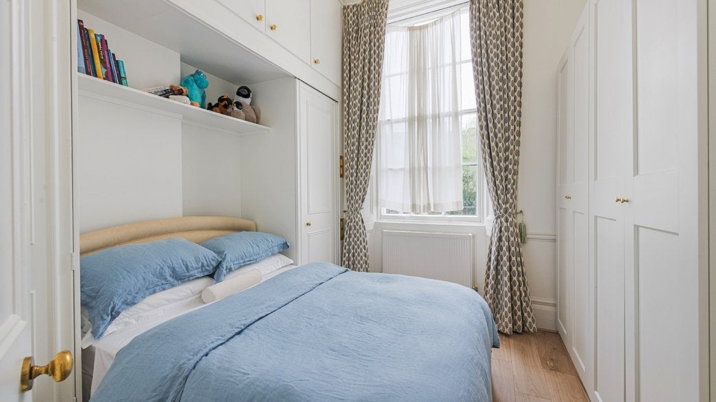 Flat Ebury Street in London