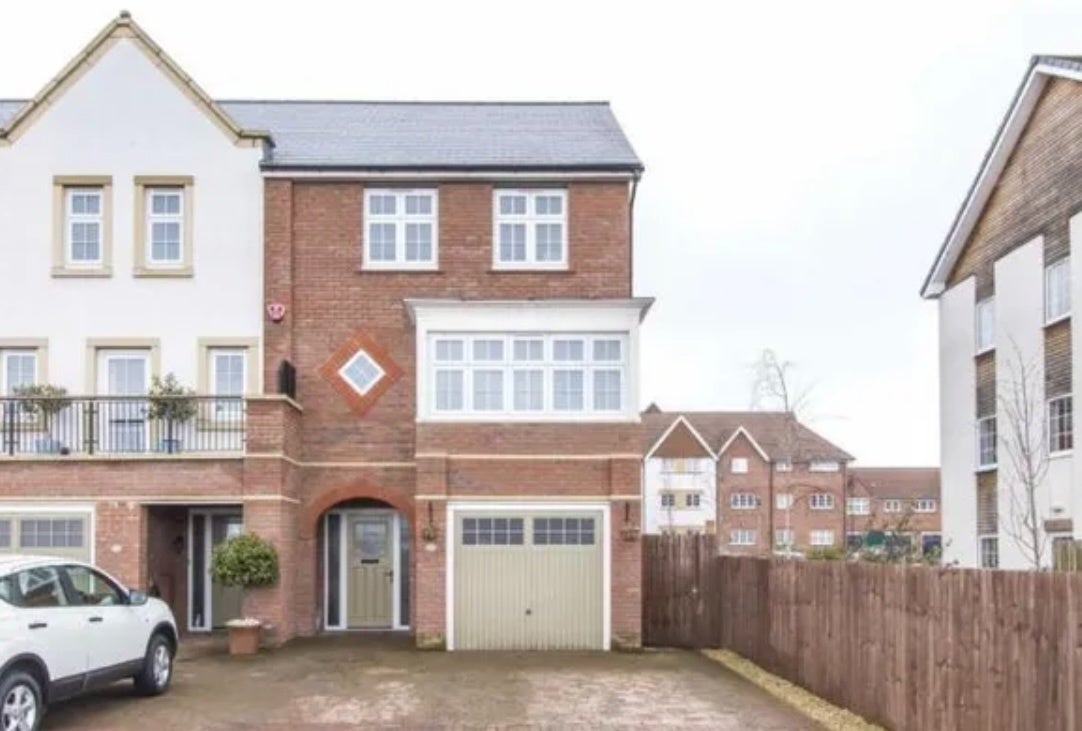 House Sharples Close in Bristol