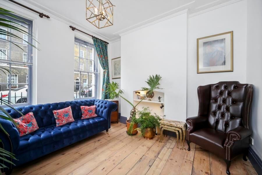 Flat Royal College Street in Greater London