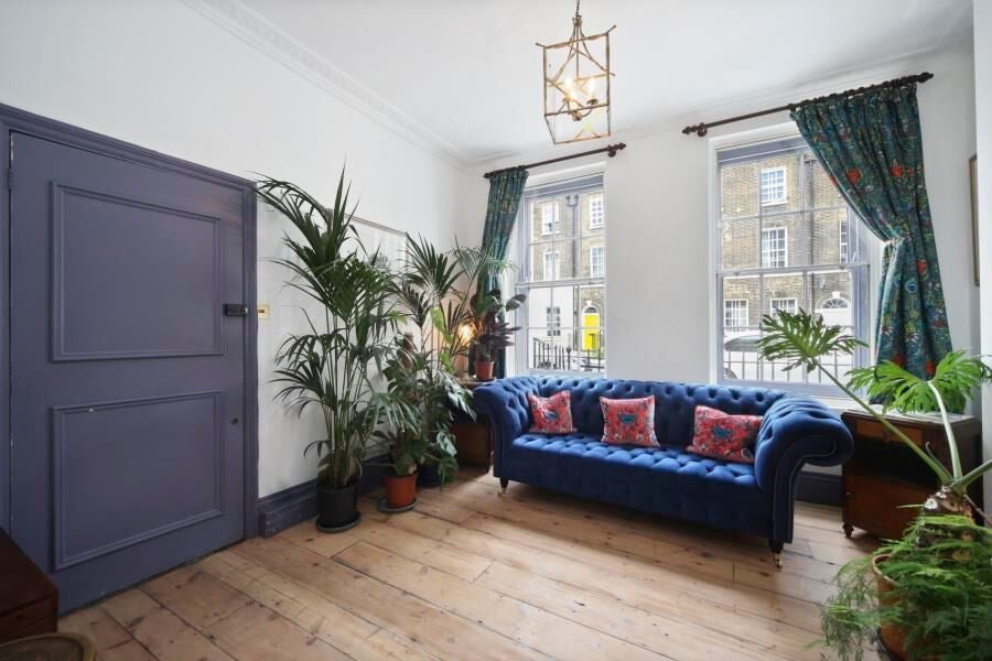 Flat Royal College Street in Greater London