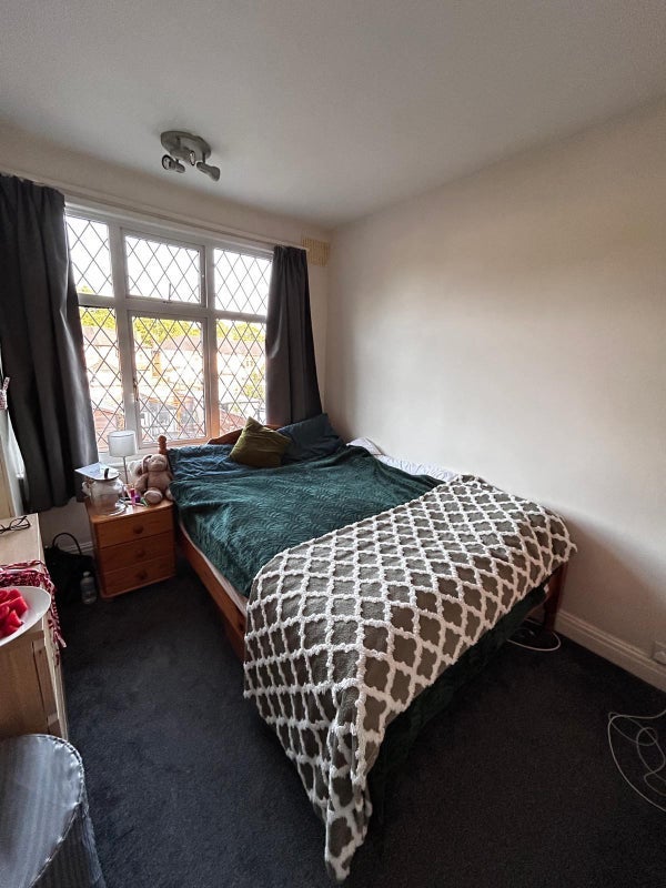 Room Holly Grove in Coventry