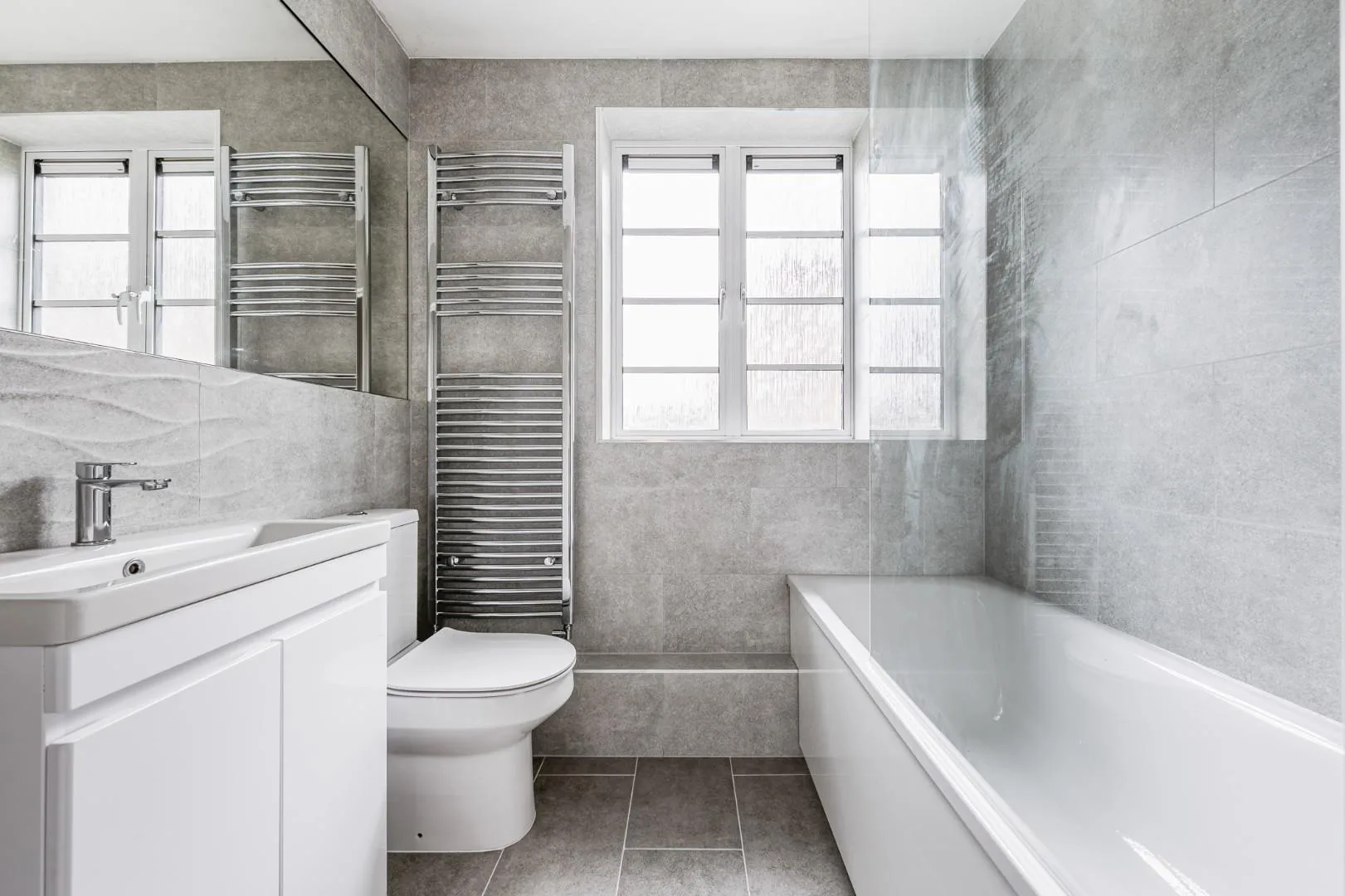 Flat Hartley Court in Greater London
