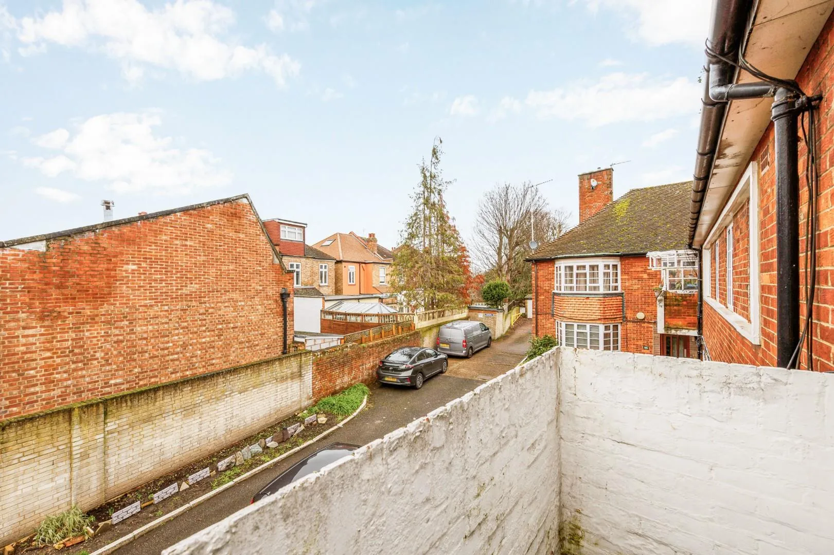 Flat Hartley Court in Greater London