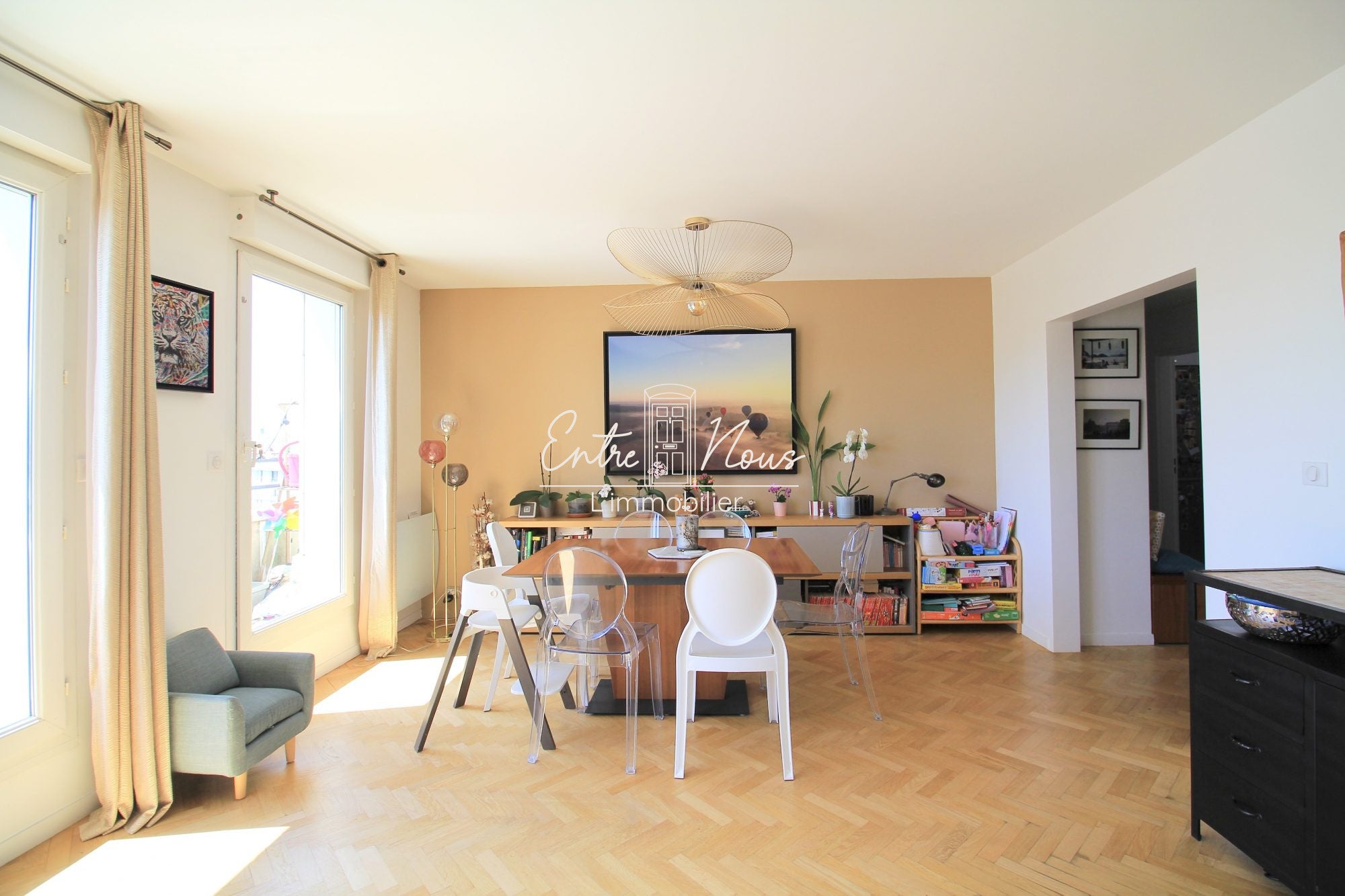 House Boulevard Voltaire in Asnières-sur-Seine