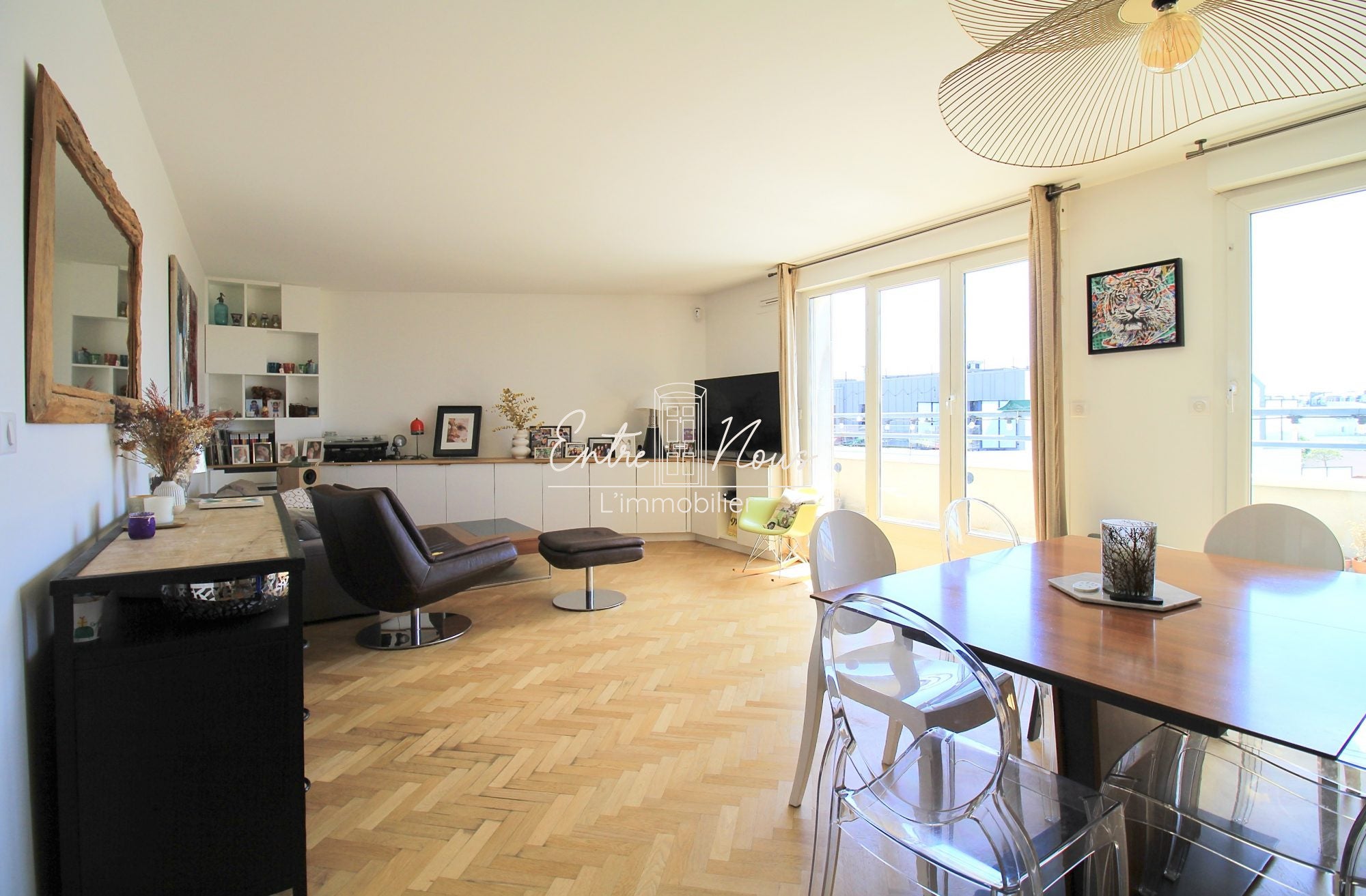 House Boulevard Voltaire in Asnières-sur-Seine
