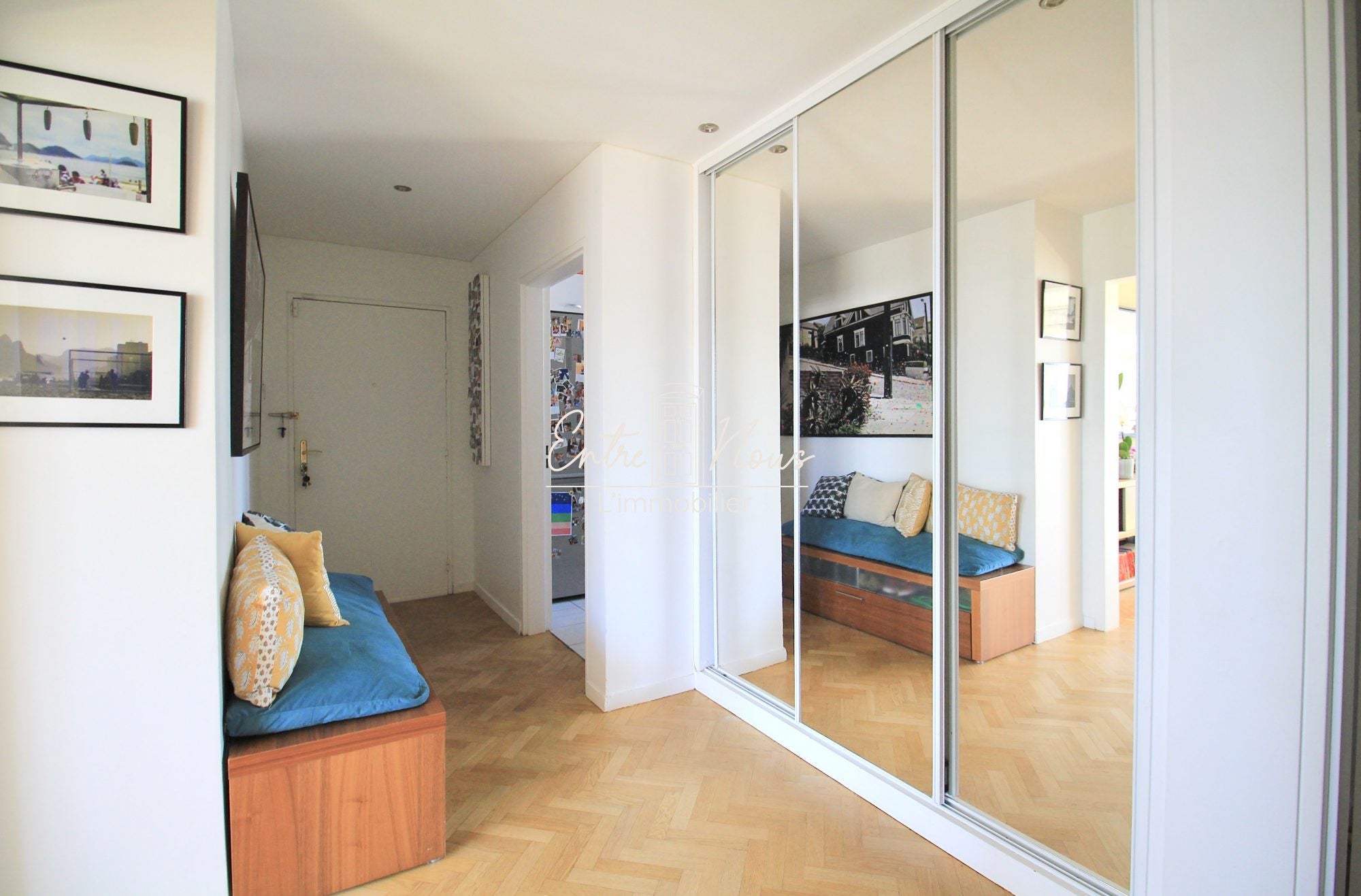 House Boulevard Voltaire in Asnières-sur-Seine