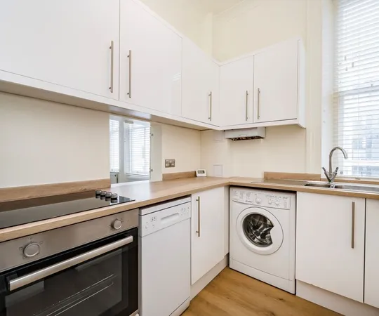 Flat Winchester Street in City of Westminster