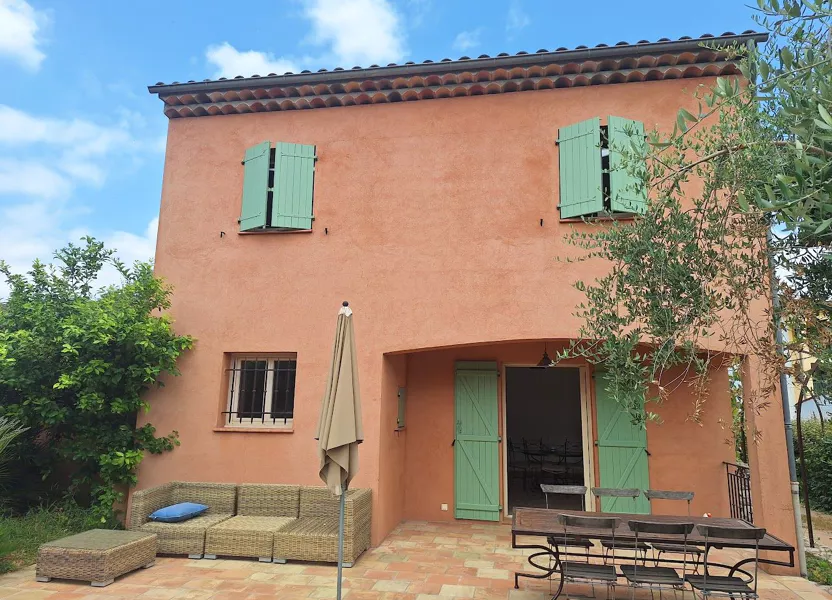House Avenue Frédéric Mistral in Pégomas