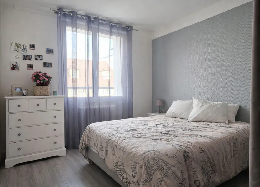 Flat Rue du Docteur Ambrosini in Poissy